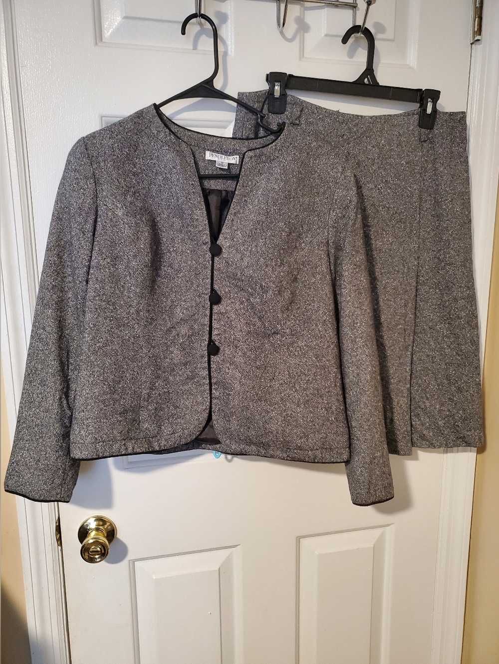 Vintage Pendleton Petite Wool Gray Tweed Women's Skirt Suit Jacket(12)&Skirt(14)